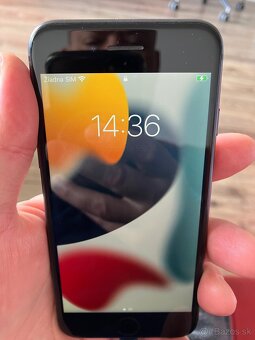 IPHONE 8 - 2