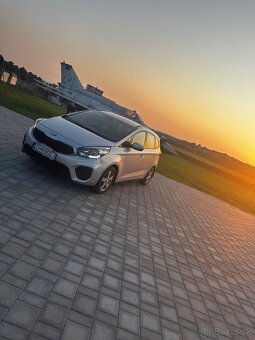 KIA Carens - 2