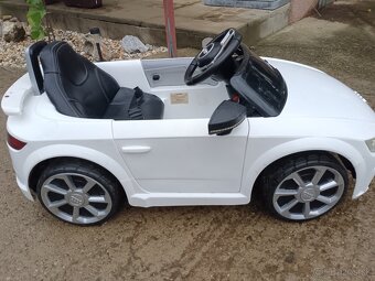 Elektricke auto Audi quatro - 2