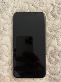 Apple iPhone 11 128GB - 2