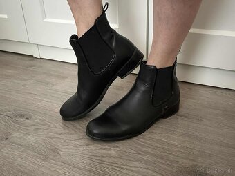 Kožene kotnikove čižmy vel 36 - 2