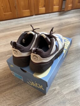 Nike Zoom Field Jaxx x Travis Scott - 2