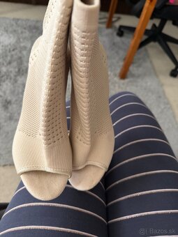 Topánky elegantné 38 - 2