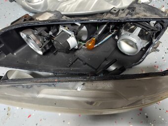 svetla mazda 6 2006 - 2