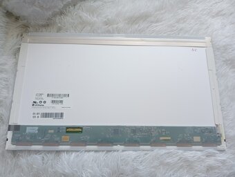 predám 17,3" LED display z notebooku , 40pin HD+ LP173WD1 - 2