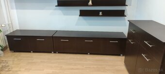 Predam obyvaciu stenu - 2