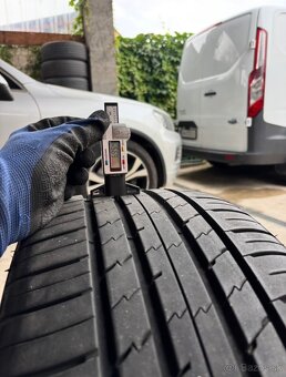 255/40 R21 TracMax Letne - 2