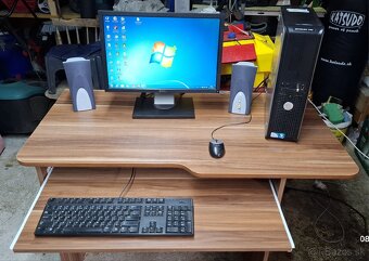 Predam PC zostavu Dell Optiplex 780+stolik - 2