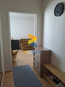 Slnečný, priestranný, 4-izbový byt - 2