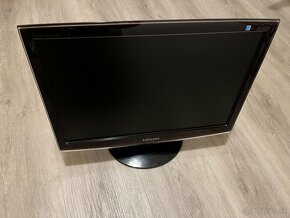 22" monitor Samsung T220 - 2