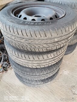 Obuté pneumatík na diskoch peugeot citroen - 2