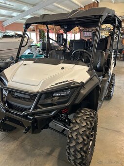 Utv Honda Pioneer 1000 5miestna - 2
