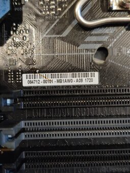 Predám základnú dosku Asus Tuf Gaming Z690 +Wifi - 2