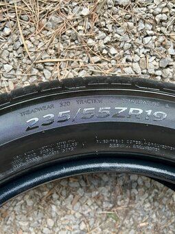 235 55 ZR19 SUV letné pneu Hankook - 2