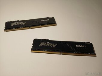 Predám Kingston FURY 32 GB DDR4 3600 MHz C18 Beast - 2