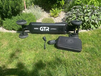 Elektricky skateboard Evolve Carbon GTR All Terrain Skateboa - 2