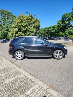 Mercedes-Benz ML 164 - 2