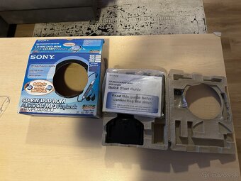 Sony MPD-AP20U CD-RW/DVD-ROM Audio CD/MP3 Playback - 2