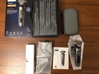 Pánsky zánovný holiaci strojček Philips Series 9000 - 2