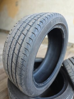 Pirelli P Zero 205/45 r17 - 2