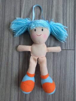 Bábiky 5 kusov-cena za všetky - 2