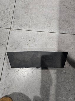 Tesla Y krytka tazne - 2