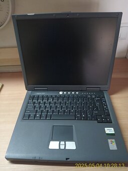Ponúkam na predaj notebook... - 2