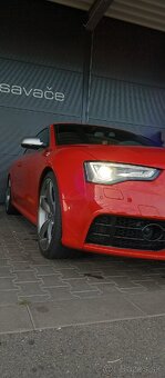 Rs5 r.v.2015 331kw V8 4.2fsi najeto 125tis servisovana - 2