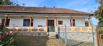 Nyíri - 2 izbový vidiecky dom na krásnom pozemku s pivnicou - 2