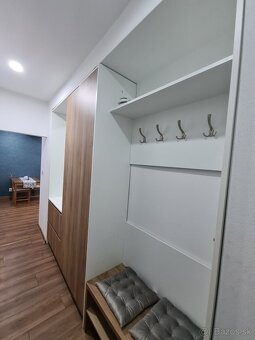 Uhlisko Družstevná ul. 15, 2iz. lodžia, velmi pekný - 2
