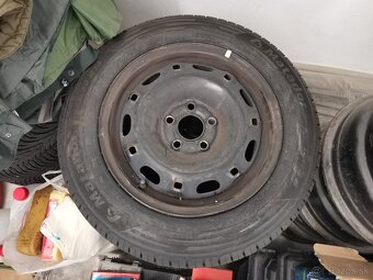 Predám 4ks letné pneu Matador Hectorra 5 185/60 R14 + disky - 2