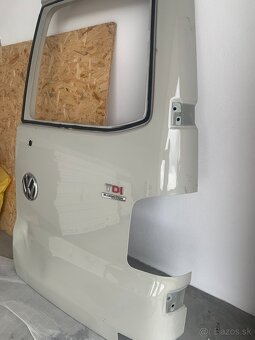 zadné pravé dvere volswagen T6 - 2