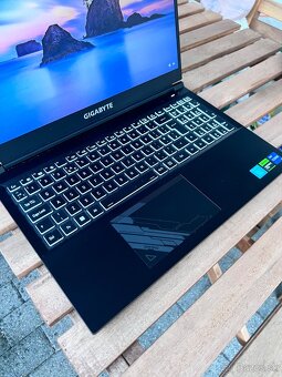 Gaming laptop Gigabyte G5/KF/i5-12500H/15,6"/FHD/16GB/512GB - 2