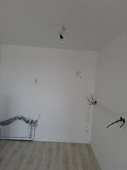 Maľovanie a rekonštrukcie interiérov Prešov - maliar - 2