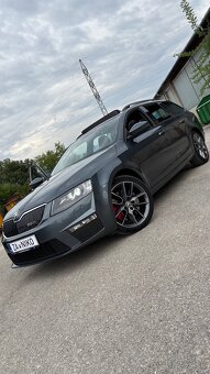 Škoda Octavia III 2.0 TDI RS Combi Šedá metalíza - 2