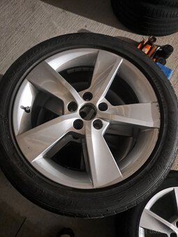 5x100 R16 Škoda 215/45 Letné pneu Dunlop - 2