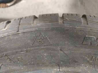 225/45 R17 Profil zimné pneu 7,5mm - 2