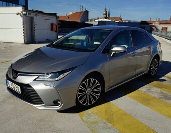 Toyota Corolla 1.6 VVTi Comfort+Style+Tech - 2