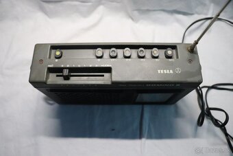 Rádio TESLA DOMINO 2 – FUNKČNÁ - 2