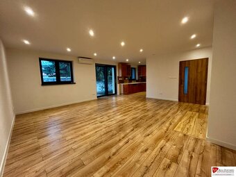 REB.SK Prenájom rodinného 5-izb domu Dunajská Lužná - 2