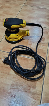Dewalt DWE 6423-QS excentricka bruska - 2