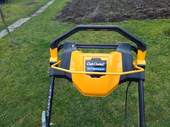 Predám kosačku z pojazdom cupcadet - 2