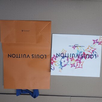 Tasky a krabice Louis Vuitton - 2