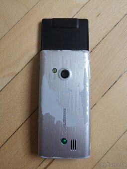 Sony Ericsson J20i poškodený LCD na ND - 2