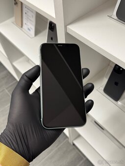 ZÁRUKA 2 ROKY / Apple iPhone 11 64GB Green - 2