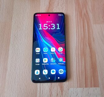 MOTOROLA moto g82 5G - 6.6" AMOLED, 6GB/128GB,NFC,TOP STAV - 2