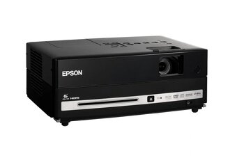 Predám projektor Epson - 2