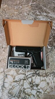 UMBREX AIRSOFT GLOCK 17 GEN 4 - 2