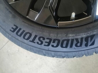 Predám zimné komplety kolies Toyota Rav 4/Akcia/ - 2