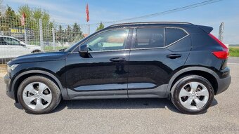 Volvo XC40 D4 Momentum AWD A/T za 23.900 € - 2